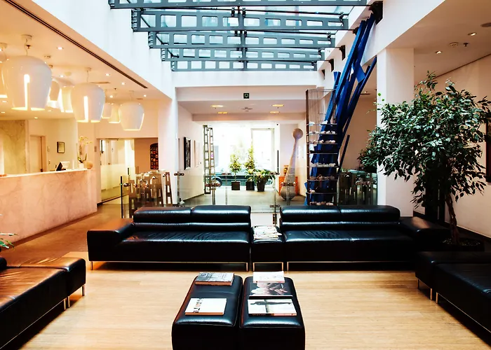 Hotel Aqua By Happyculture