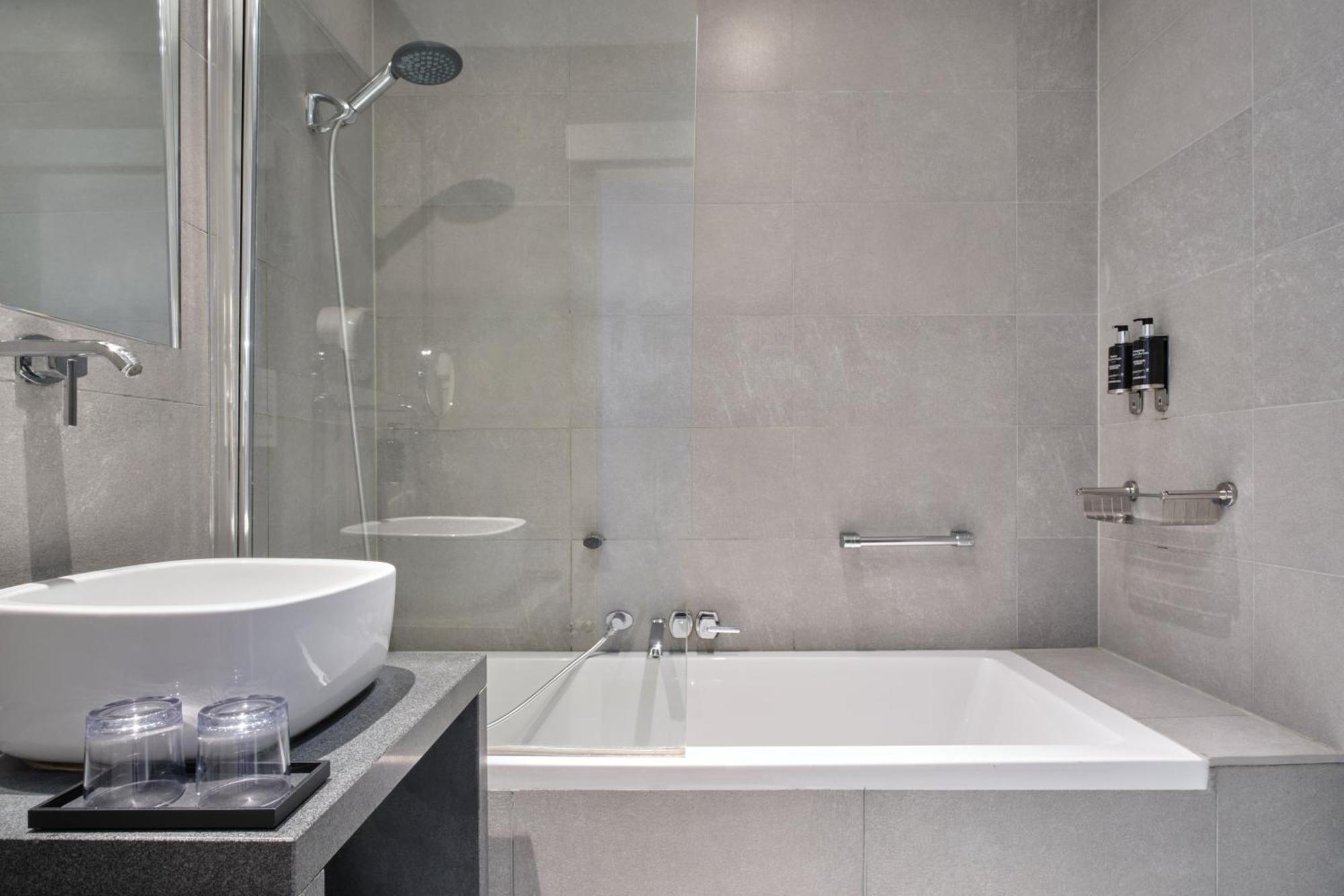 Aqua By Happyculture 3* Saint-Gilles