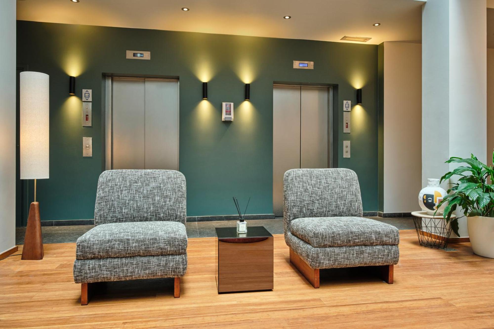 Aqua By Happyculture Hotel Saint-Gilles